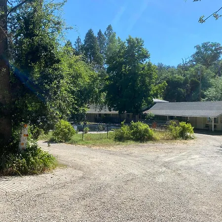 Seven Circles Lodge&Retreat